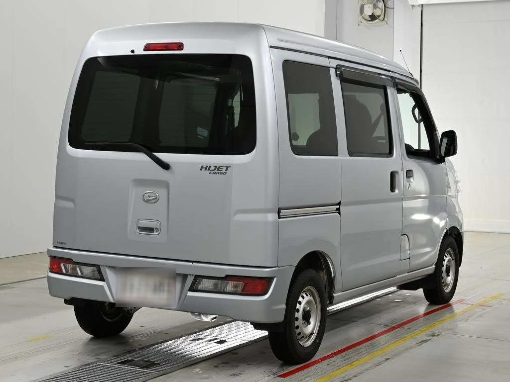 Daihatsu Hijet Cargo S321V 2019